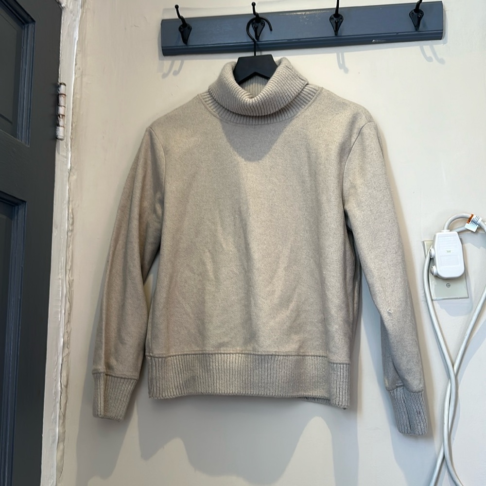Cream/Tan Turtleneck lightly worn